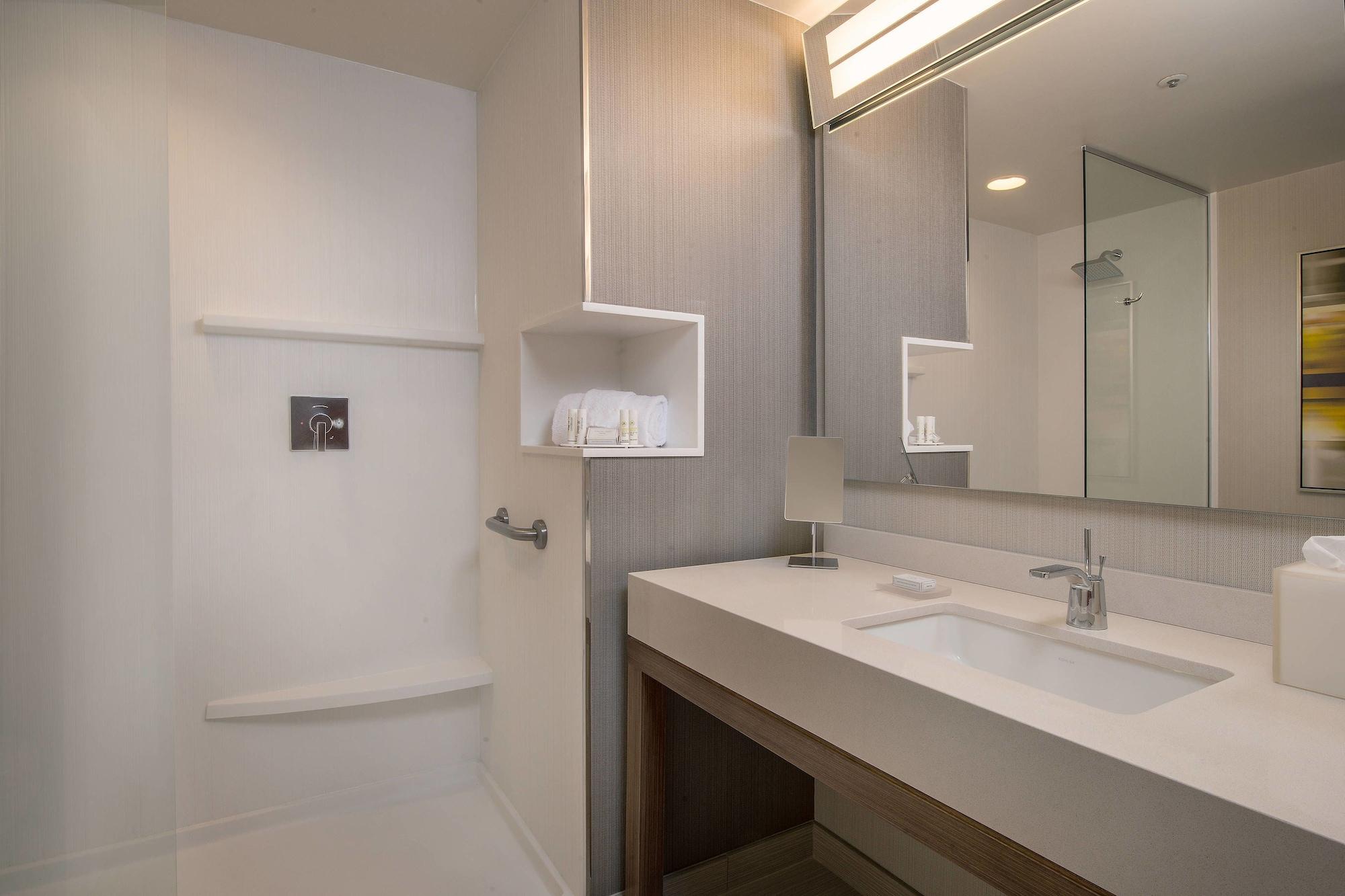 Hotel Courtyard By Marriott Albany Troy/Waterfront Extérieur photo